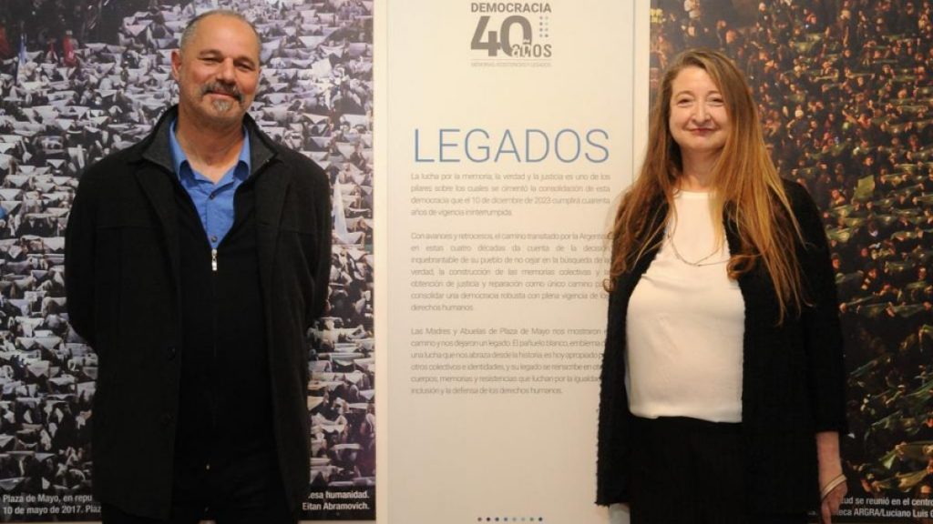 Democracia, 40 años: memorias, resistencias y legados 1 Democracia, 40 años: memorias, resistencias y legados