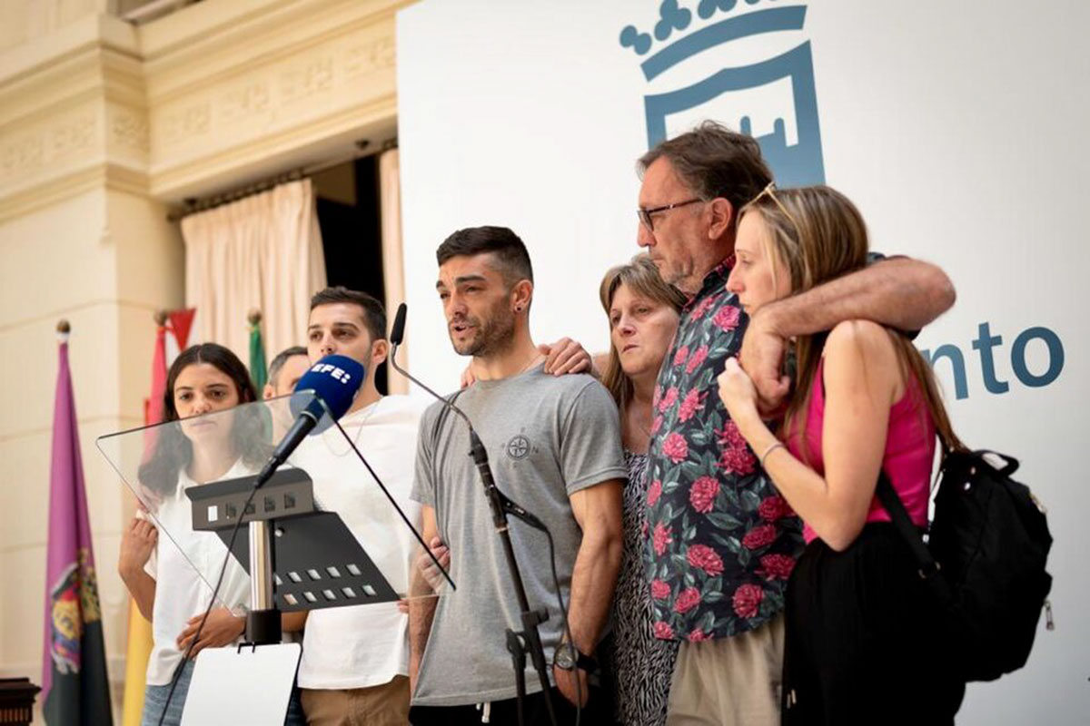 Argentinos desaparecidos en Málaga: sigue la búsqueda por mar, pero reclaman que se reanude el operativo aéreo