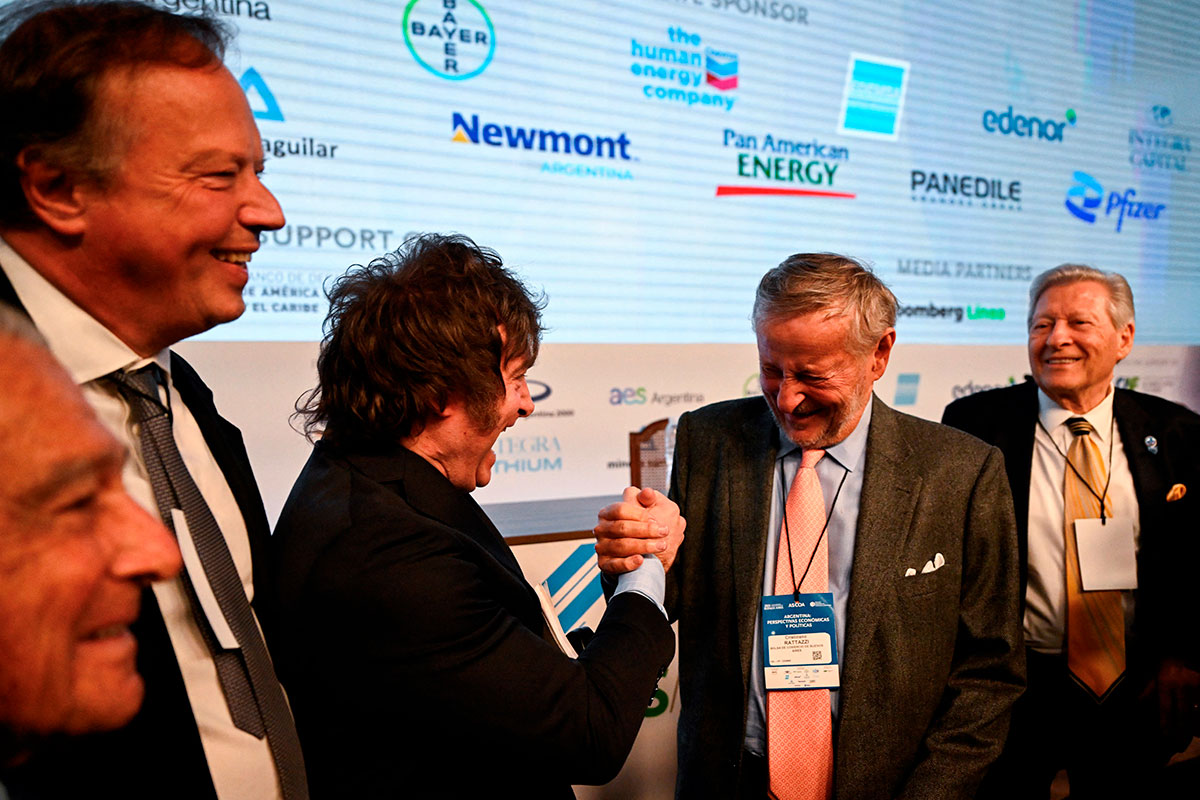 Milei evita el Coloquio IDEA y busca en Mar del Plata su propio mitin con empresarios