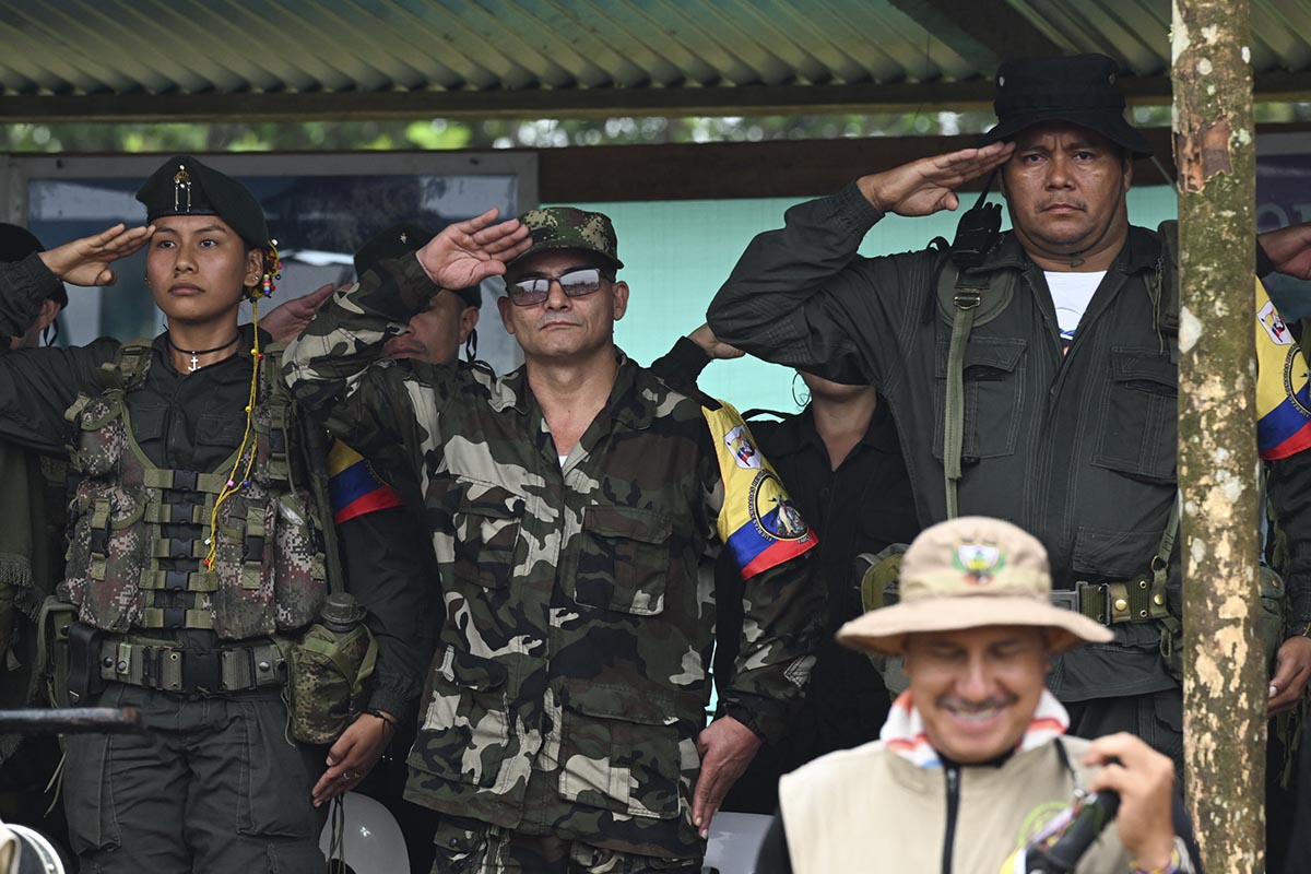 El gobierno de Petro y las disidencias de las FARC inician diálogo para un proceso de paz