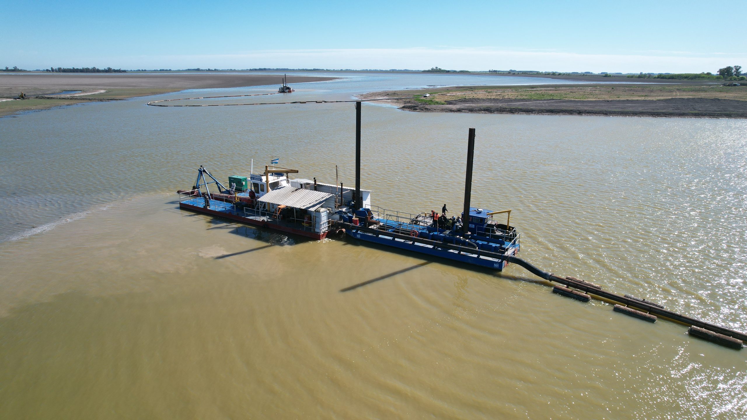 El Presidente frenó las obras del Plan Maestro del Río Salado para evitar inundaciones
