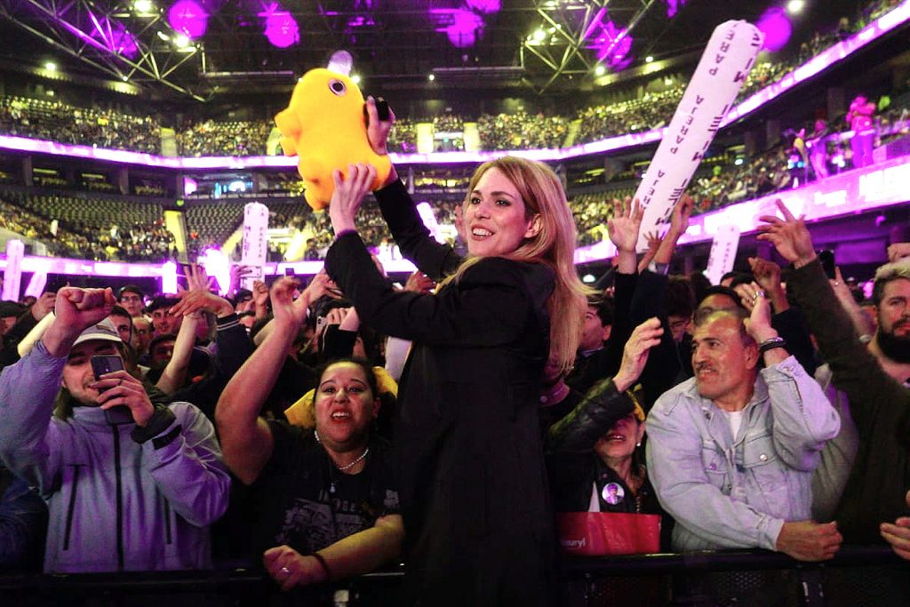 El cierre de Milei: último show del "loco" de la motosierra