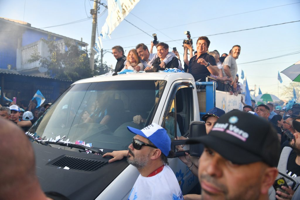 Un "baño" de peronismo en la tercera sección electoral y en CABA, antes del nuevo debate