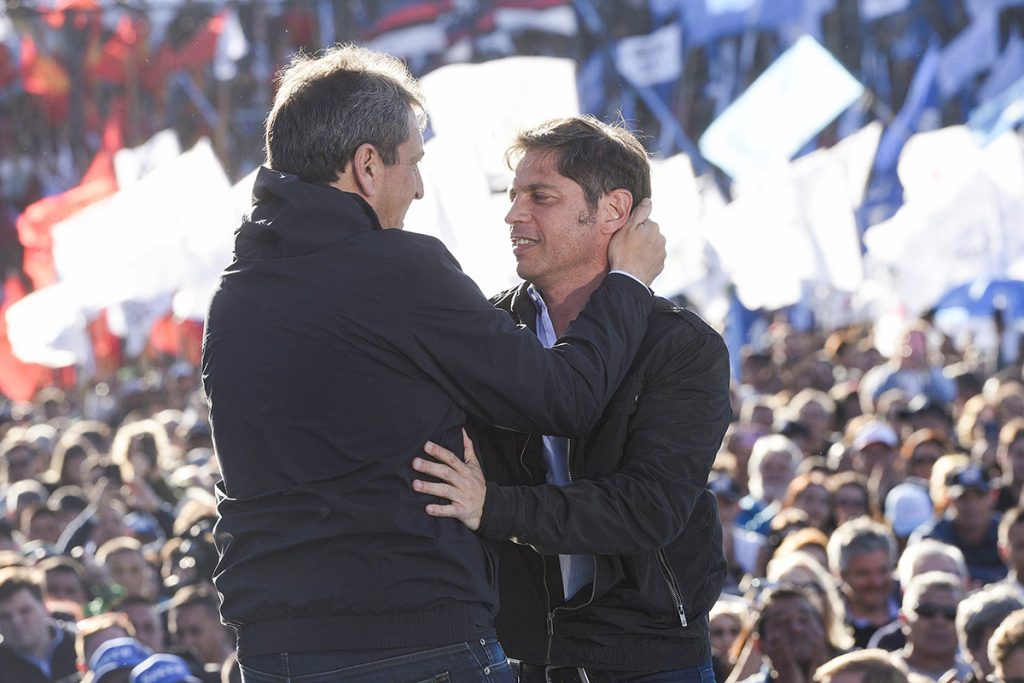 Massa se reunió con intendentes electos de la Provincia y valoró el esfuerzo de Kicillof en la campaña 1 Massa se reunió con intendentes electos de la Provincia y valoró el esfuerzo de Kicillof en la campaña