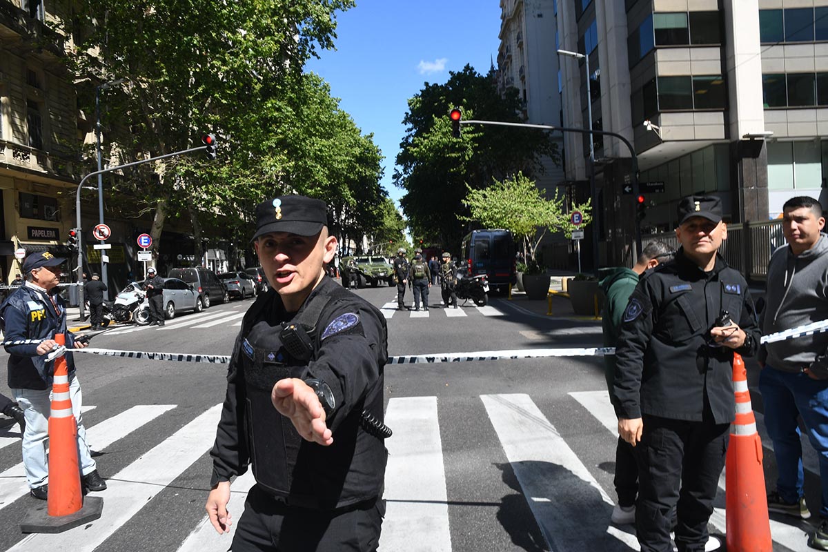 Amenazas de bomba en las embajadas de Israel y EEUU en Buenos Aires