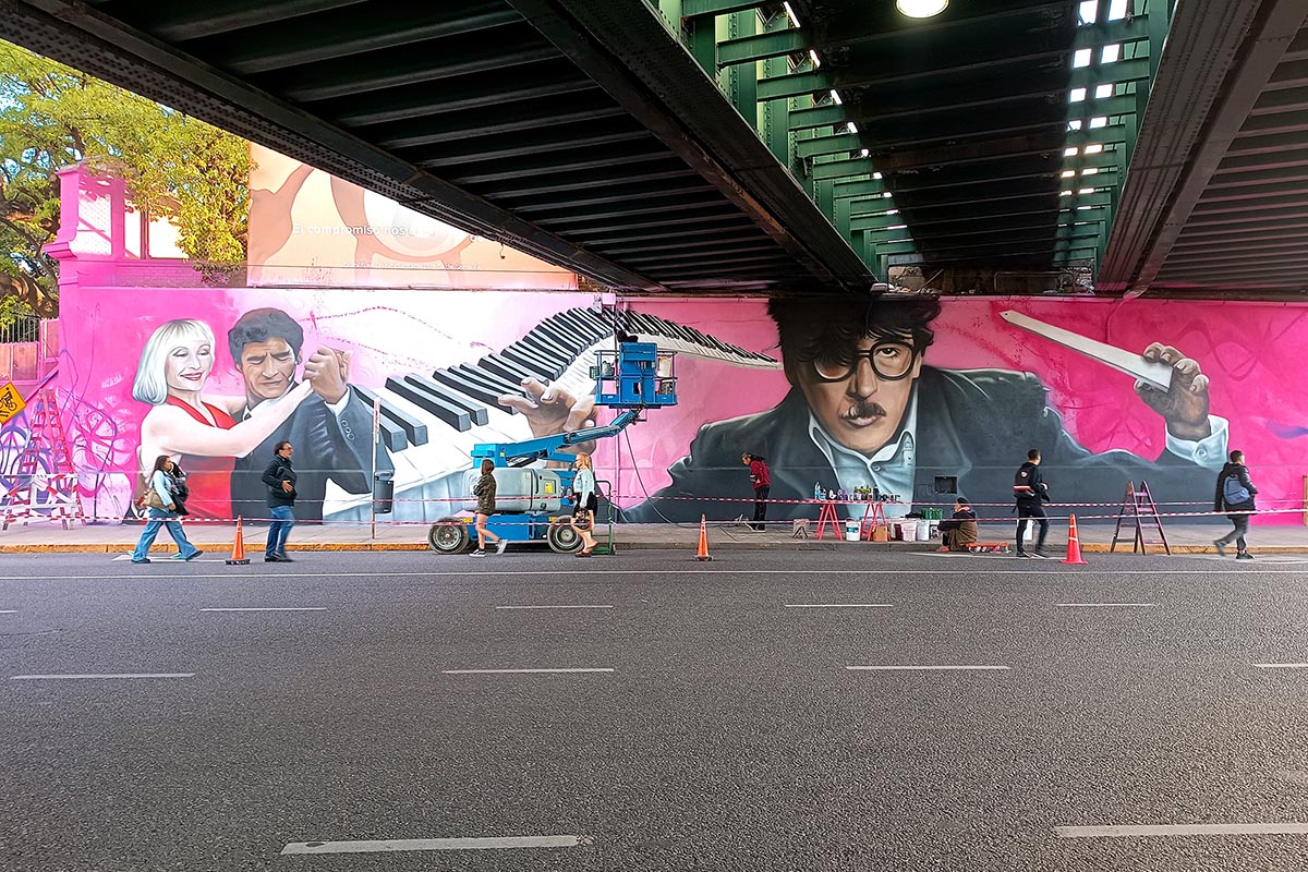 Alfredo Segatori homenajea a Maradona y a Charly García con un nuevo mural