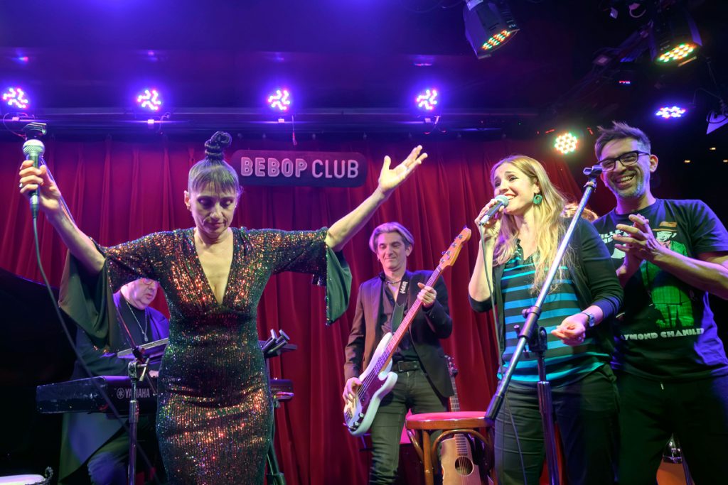 Hilda Lizarazu festeja sus 60 años con un show junto a Fede Melioli 2 Hilda Lizarazu festeja sus 60 años con un show junto a Fede Melioli