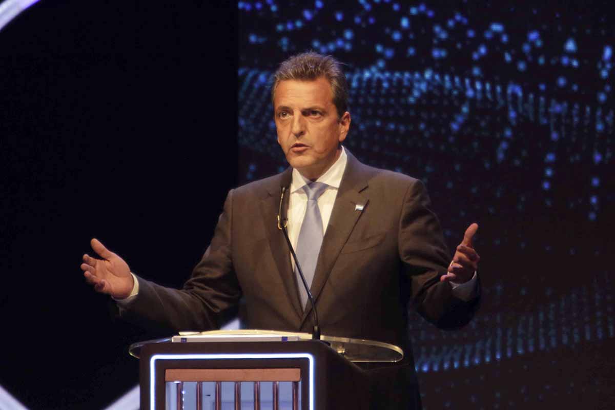 Massa: «Parece que estoy rodeado de paracaidistas suecos»