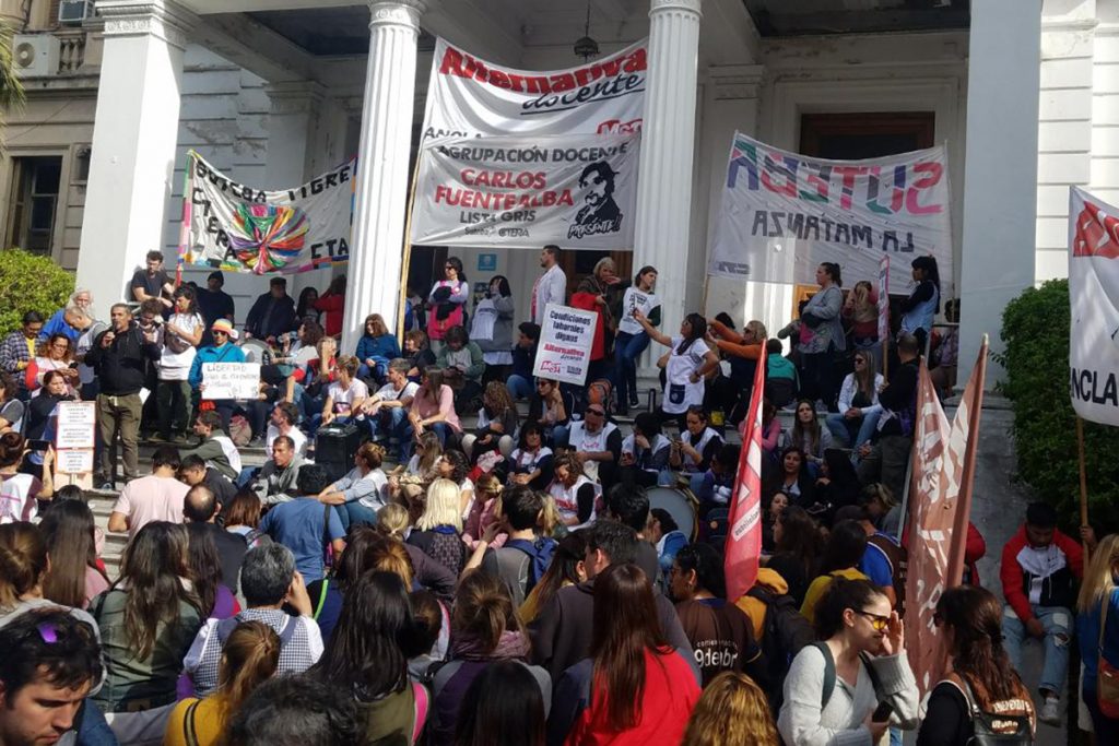 La Multicolor del Suteba defendió el paro docente y respondió a la conducción: “se olvidan de su propia historia” 1 La Multicolor del Suteba defendió el paro docente y respondió a la conducción: “se olvidan de su propia historia”