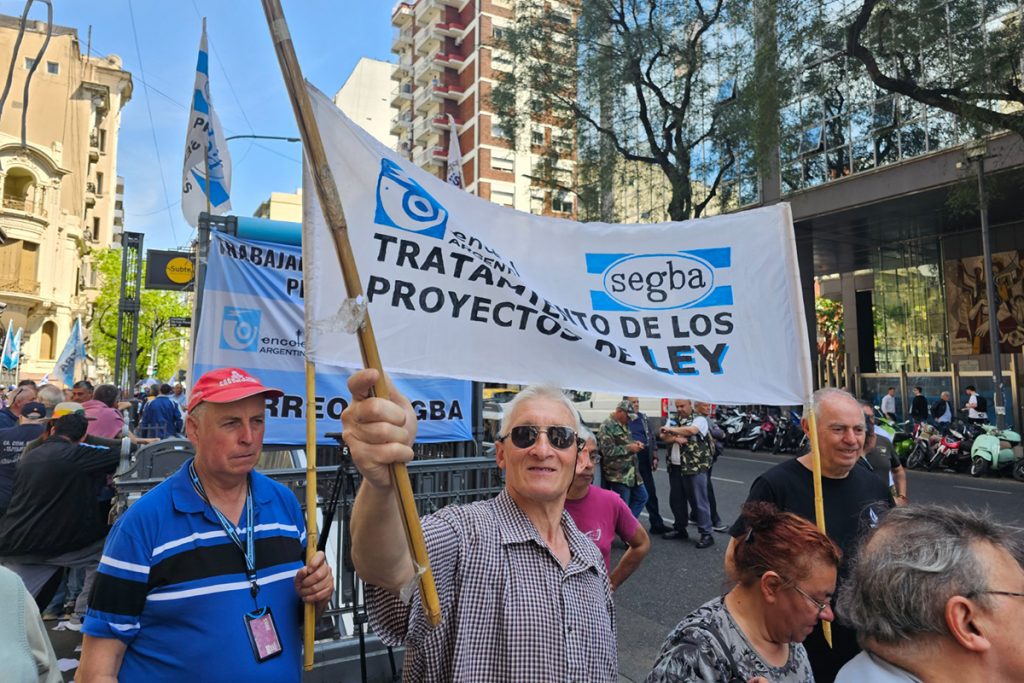 A 31 años de las privatizaciones, extabajadores estatales reclamaron por una reparación histórica
