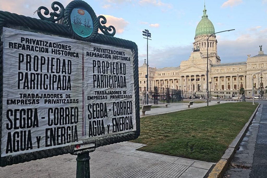 A 31 años de las privatizaciones, extabajadores estatales reclamaron por una reparación histórica