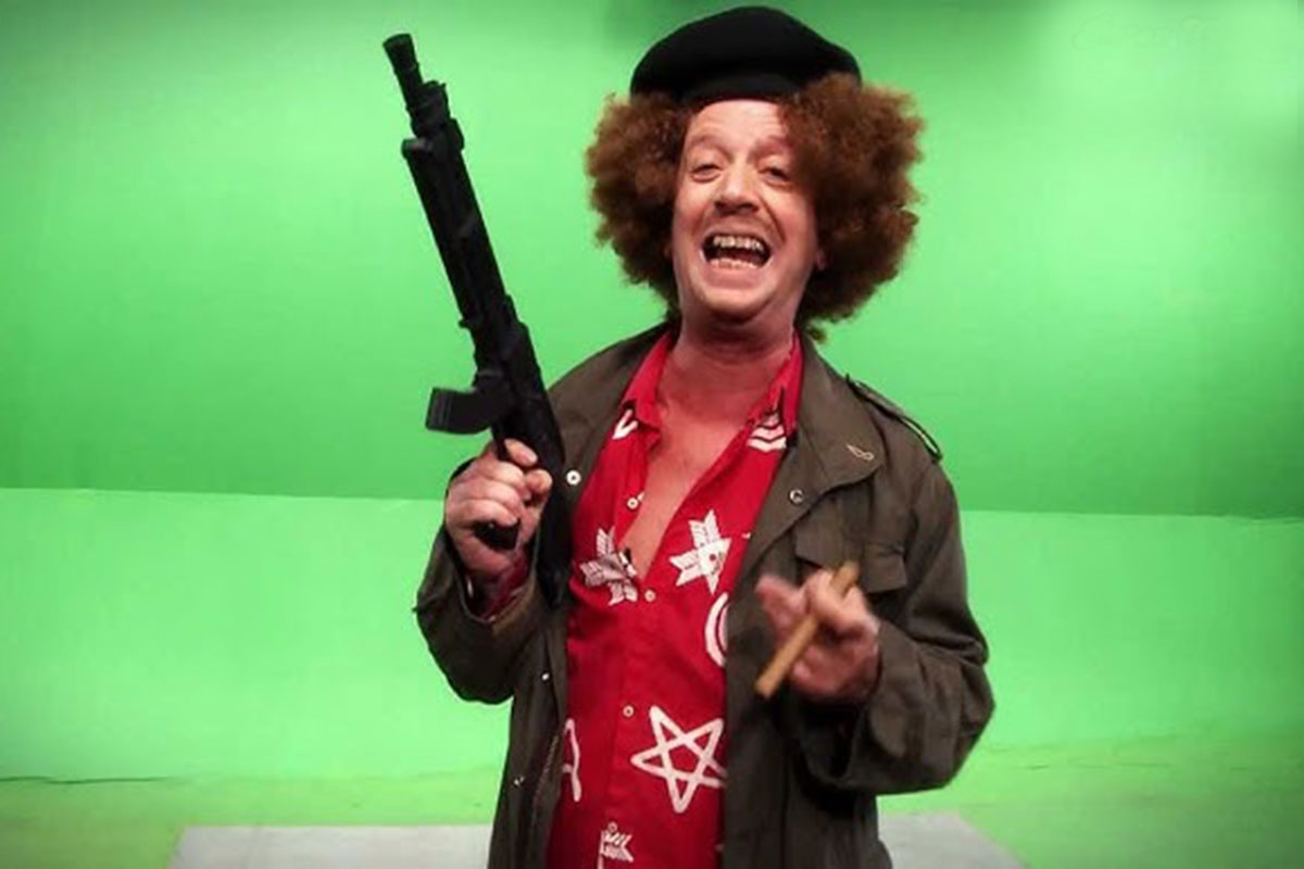 Peter Capusotto for export: tres personajes internacionales para ponerle glamour al fin de semana