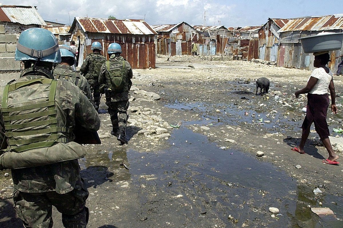 El gobierno haitiano celebra la nueva misión de intervención militar de la ONU y organizaciones la rechazan