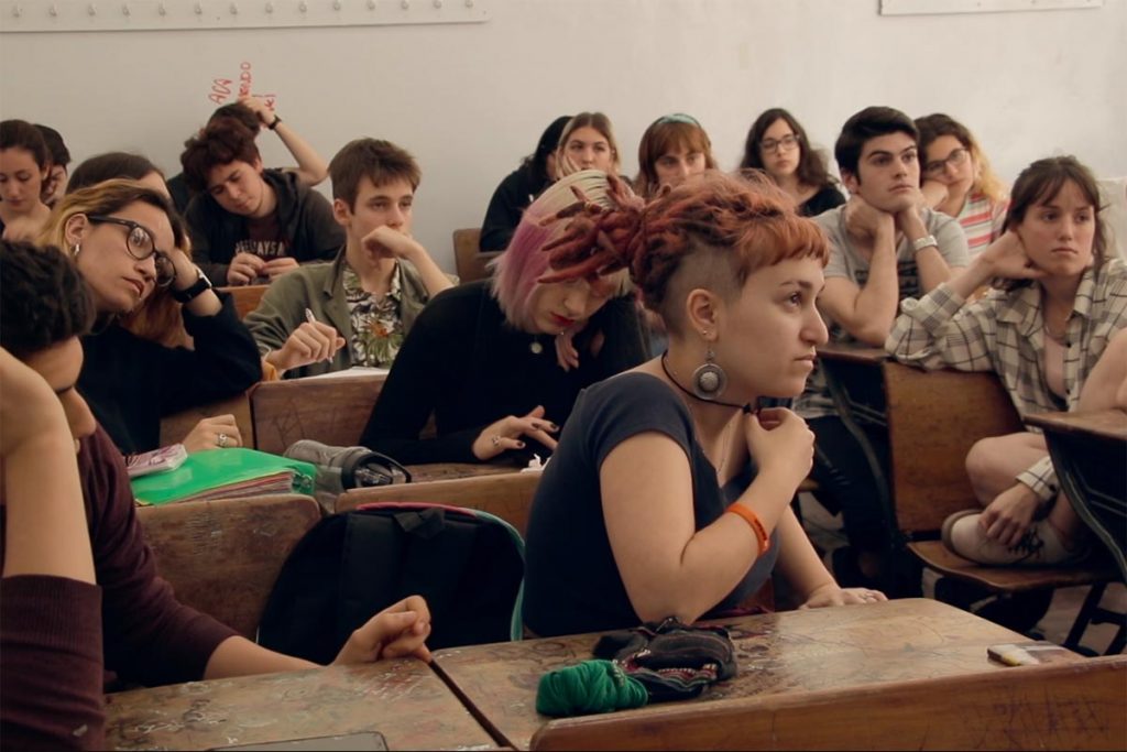 "Pibas superpoderosas": pelear por el presente y el futuro en la era de la marea verde