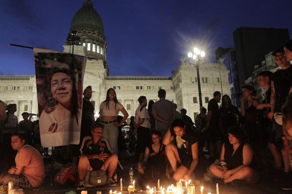 Una multitud marchó por el Día de la Memoria Trans y pidió justicia por el travesticidio de Zoe López García 1 Una multitud marchó por el Día de la Memoria Trans y pidió justicia por el travesticidio de Zoe López García