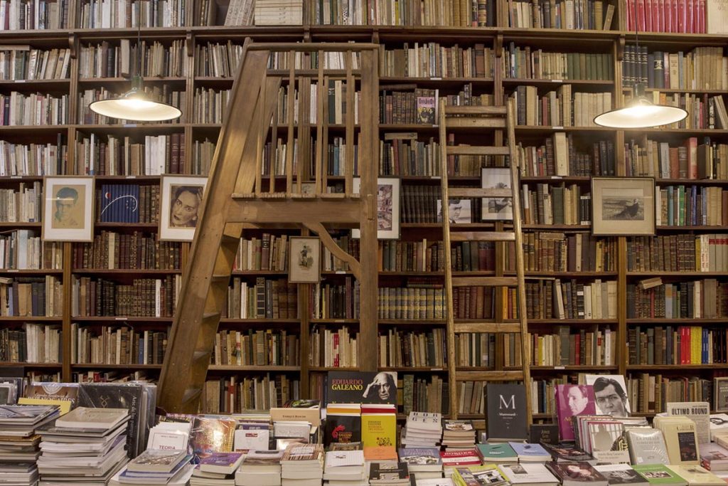 Feria del Libro Urgente: una convocatoria en defensa de la cultura 1 Feria del Libro Urgente: una convocatoria en defensa de la cultura