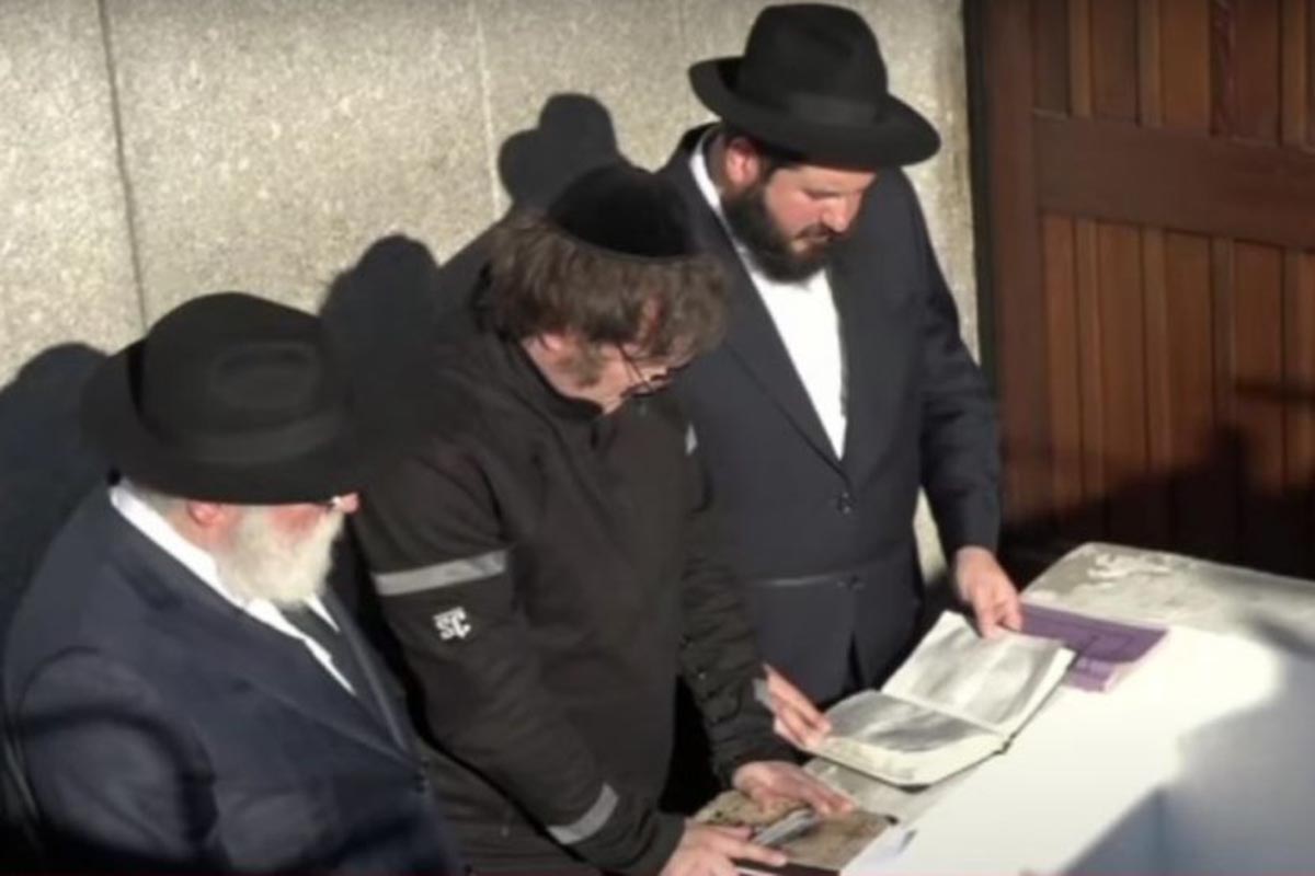 Milei llegó a Estados Unidos y visitó la tumba de un rabino en Nueva York