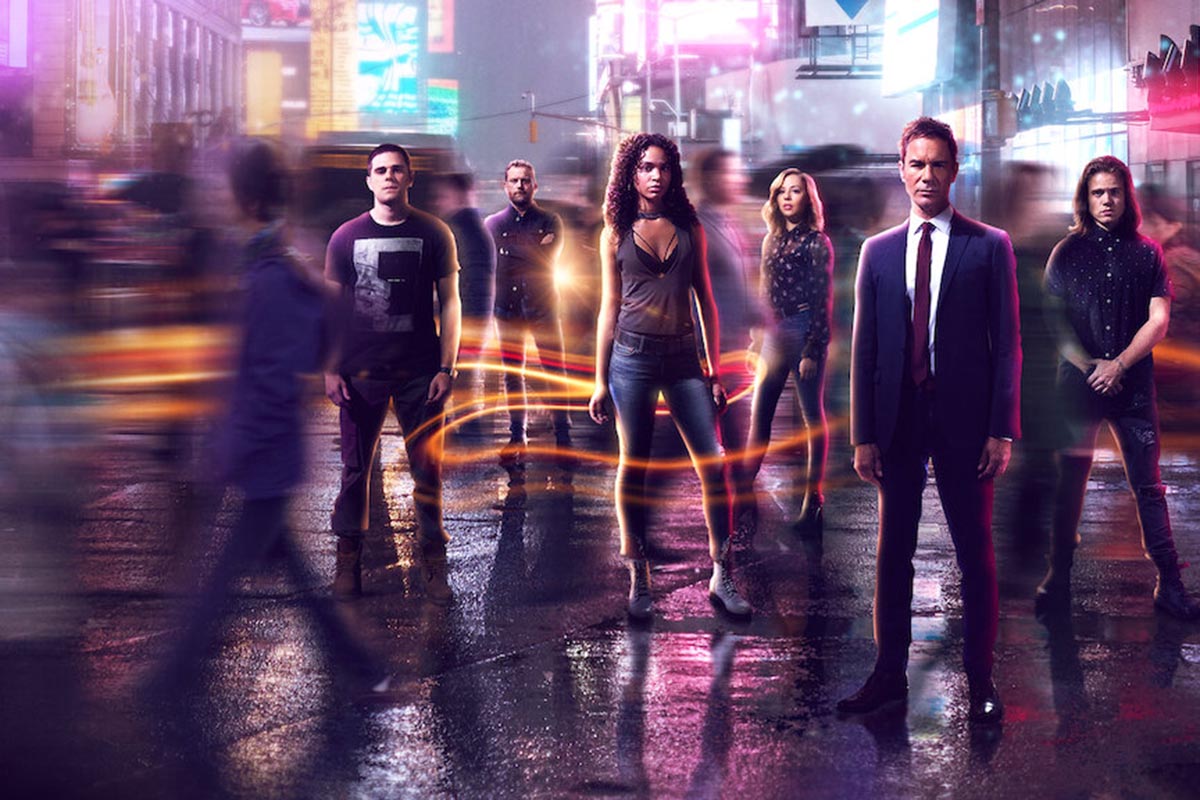 «Travelers», viajes en el tiempo para salvar a un mundo al borde de la extinción