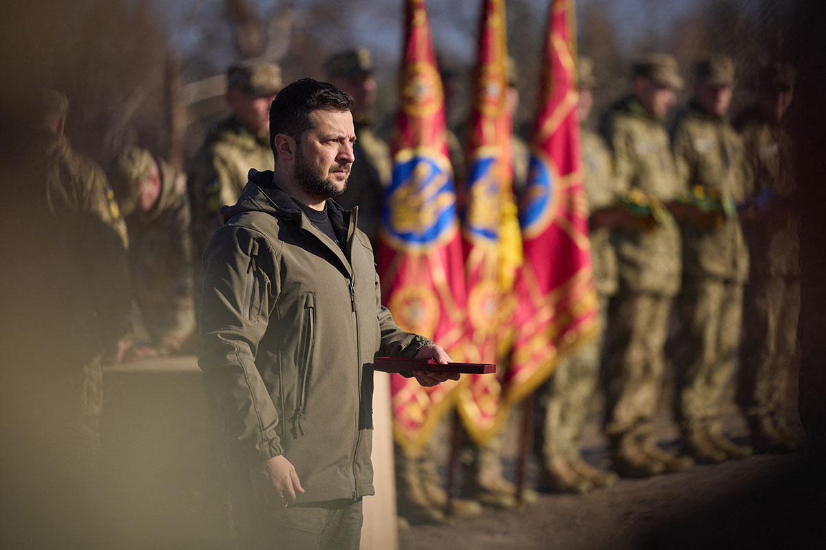 Vaticinios de inminente fin de la guerra del Este: EE UU le cierra el grifo a Ucrania