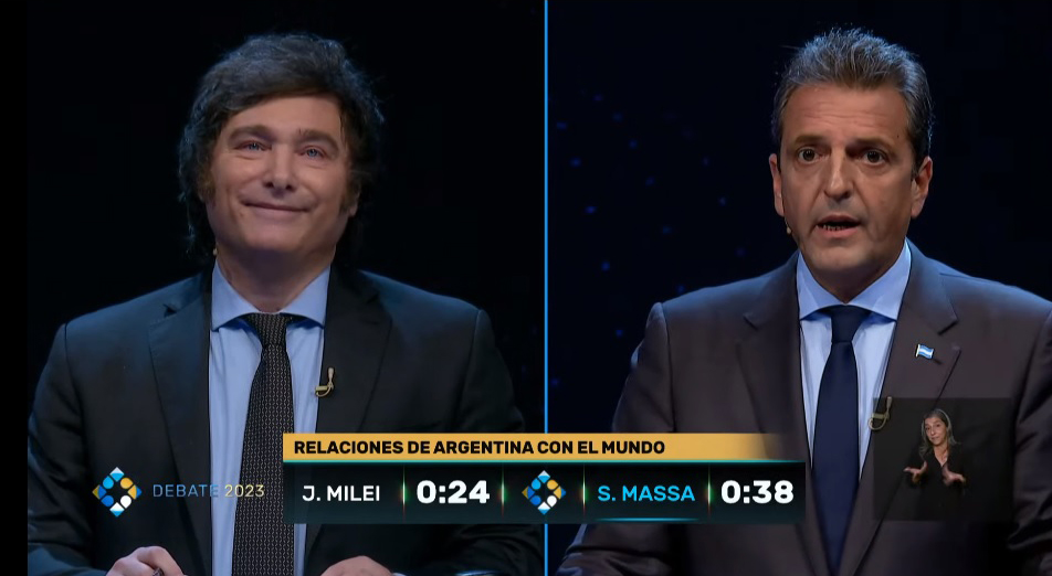 Debate presidencial: Massa mostró solidez y arrinconó a un dubitativo Milei