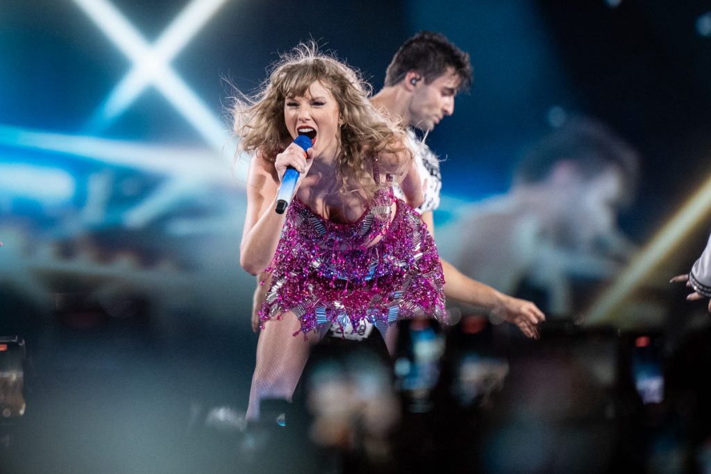 Taylor Swift llamó a votar a Kamala Harris y denunció que los republicanos utilizan IA para que la gente crea que apoya a Trump