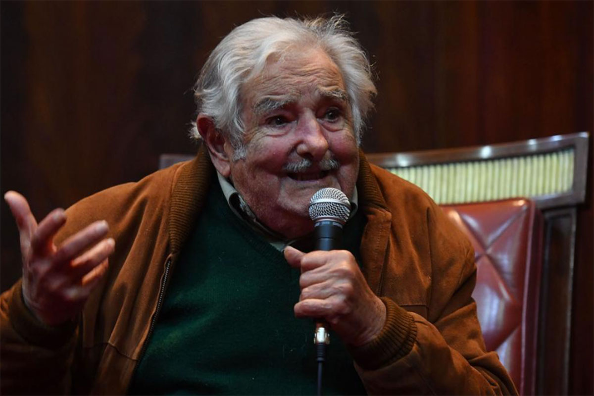 Pepe Mujica: «Si pudiera votar, votaría por Massa con las dos manos»