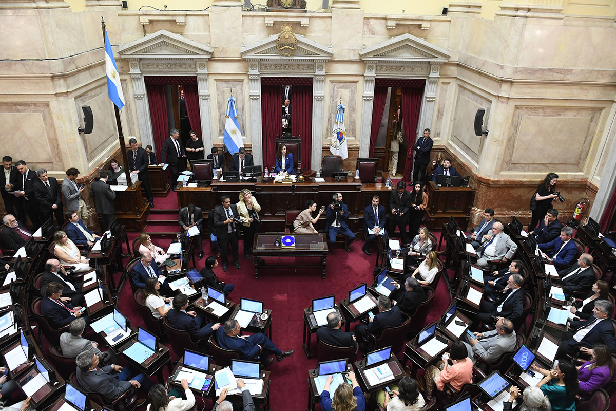 Milei envió al Congreso la «Ley de Bases y Puntos de Partida para la Libertad de los Argentinos»