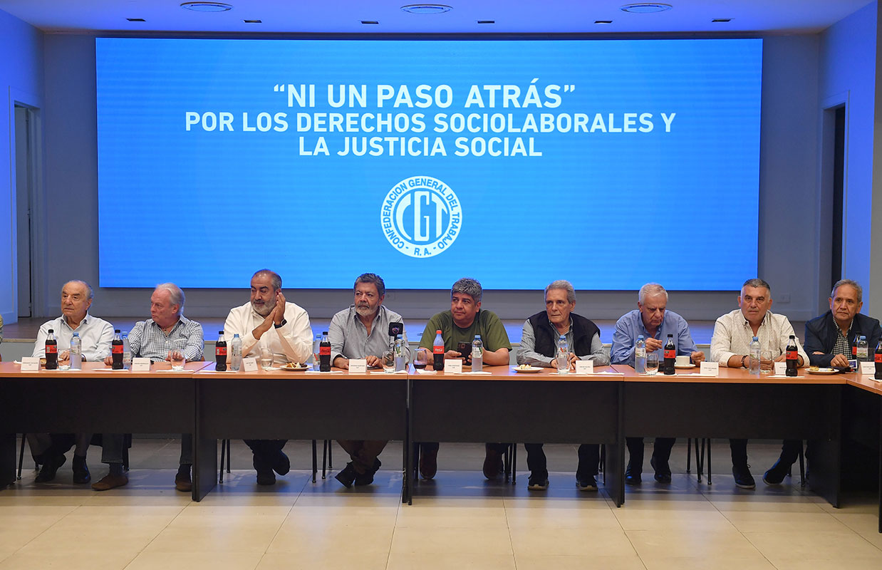 Asoma el paro general en la agenda para rechazar la reforma laboral por decreto
