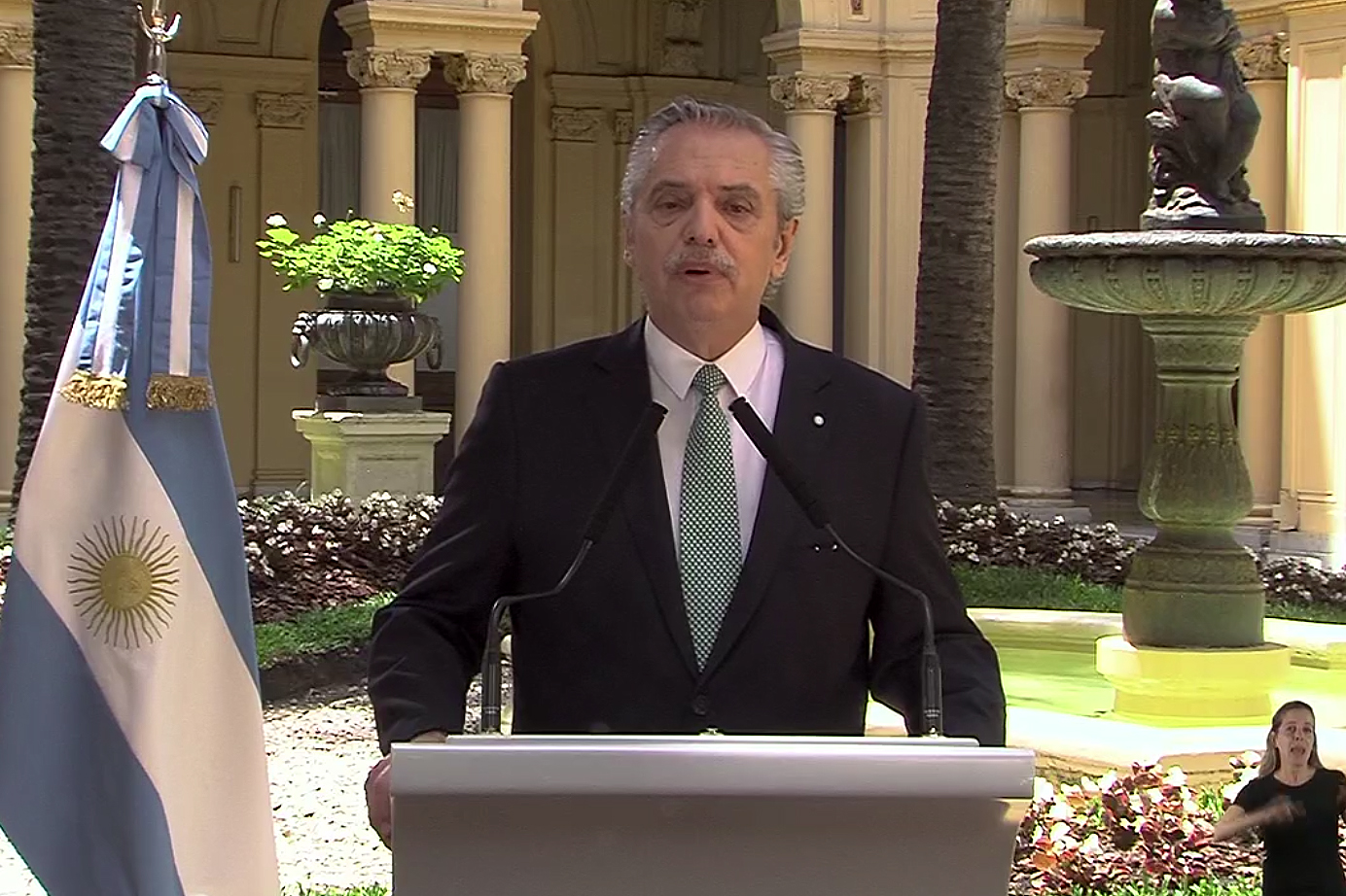 Alberto Fernández destacó la obra pública y la creación de empleo; reconoció las dificultades con la inflación y el ingreso