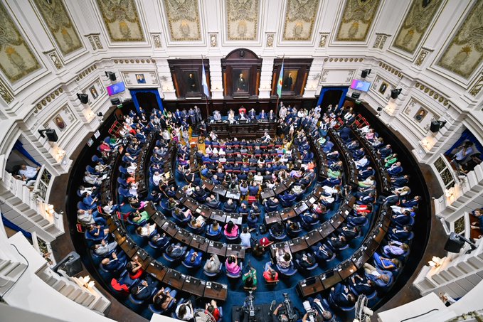 En Diputados esperan la «letra chica» de los proyectos de Milei para pronunciarse