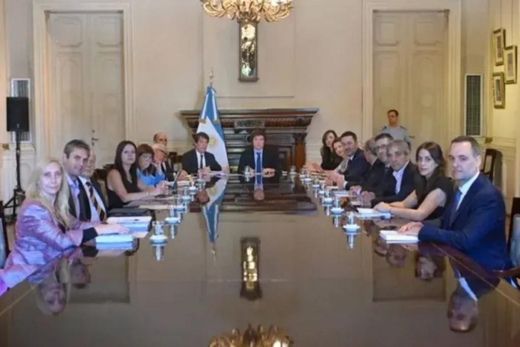milei primera reunión de gabinete