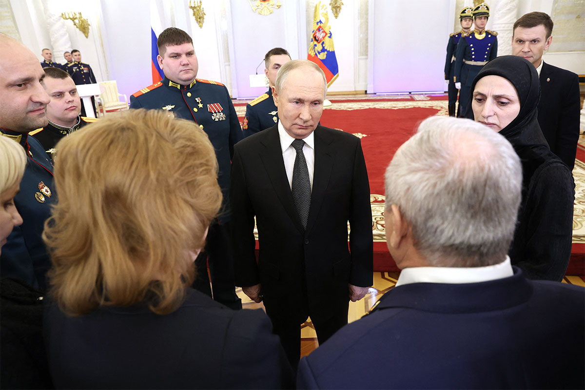 Putin anuncia otra postulación a la presidencia de Rusia