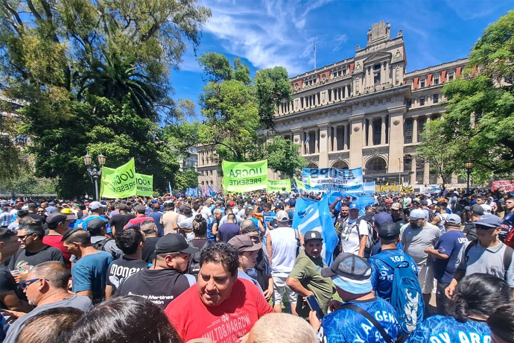 La CGT puso la fecha: un paro nacional el 24 de enero 4 La CGT puso la fecha: un paro nacional el 24 de enero