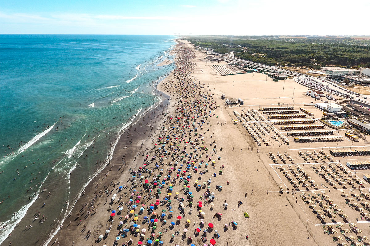 Cuatro pueblos y balnearios para disfrutar un finde largo en el mar