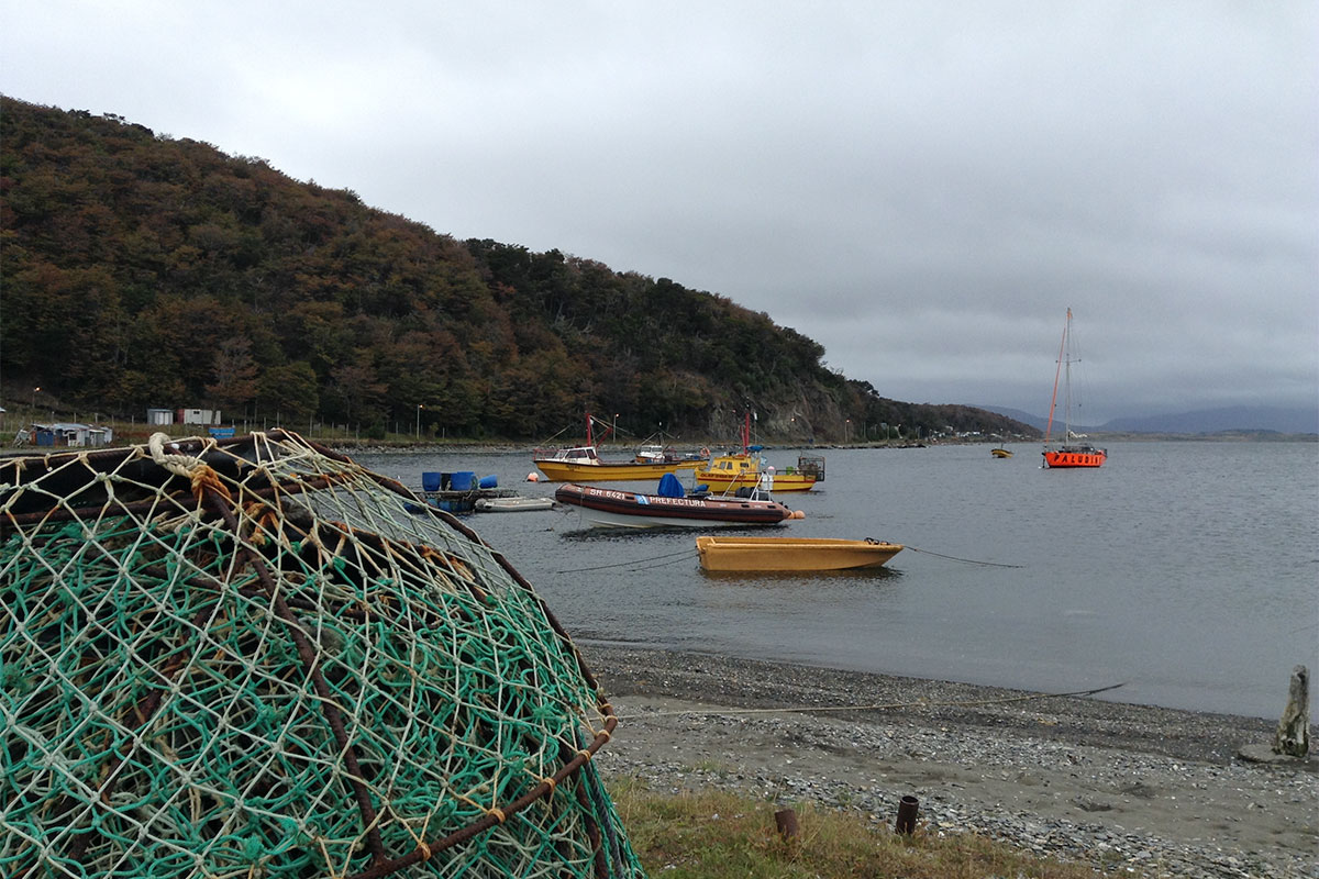 Un avión del Departamento de Defensa de EE UU aterrizó sin aviso previo en Ushuaia en medio de la intervención del puerto