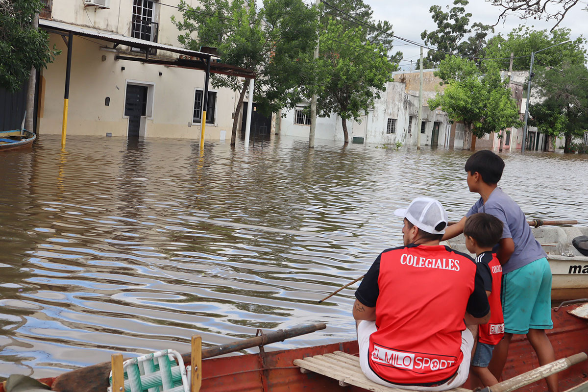 Evacuaron a 1500 personas en Concordia por la subida del río Uruguay