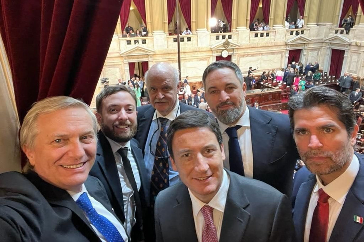 Miguel Urbán: «Vivimos tiempos oscuros y la derecha se mueve mejor en las tinieblas»