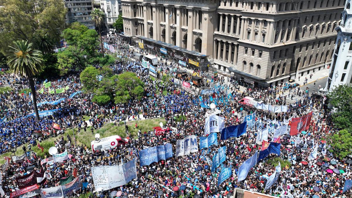 La clase trabajadora contra la entrega nacional