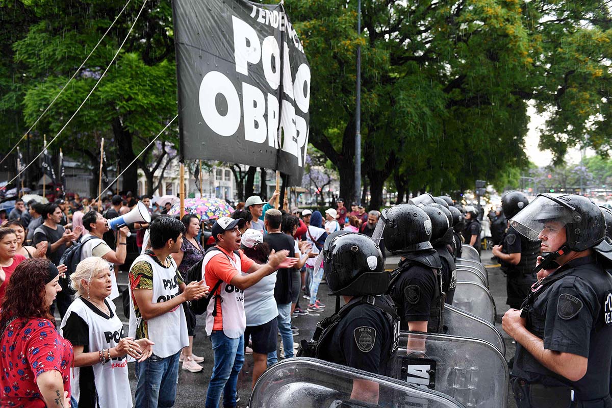 El Polo Obrero Tendencia marchó en reclamo de aguinaldo y alimentos