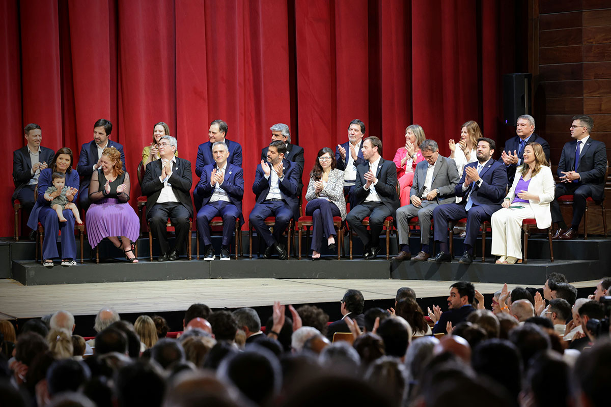 Kicillof puso en funciones a su gabinete y cuestionó las medidas de Milei: «Afectan a los laburantes»