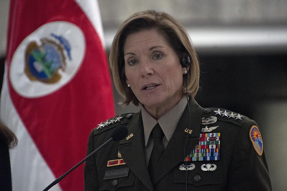 EE UU enviará a Ecuador a la jefa del Comando Sur y a altos mandos militares