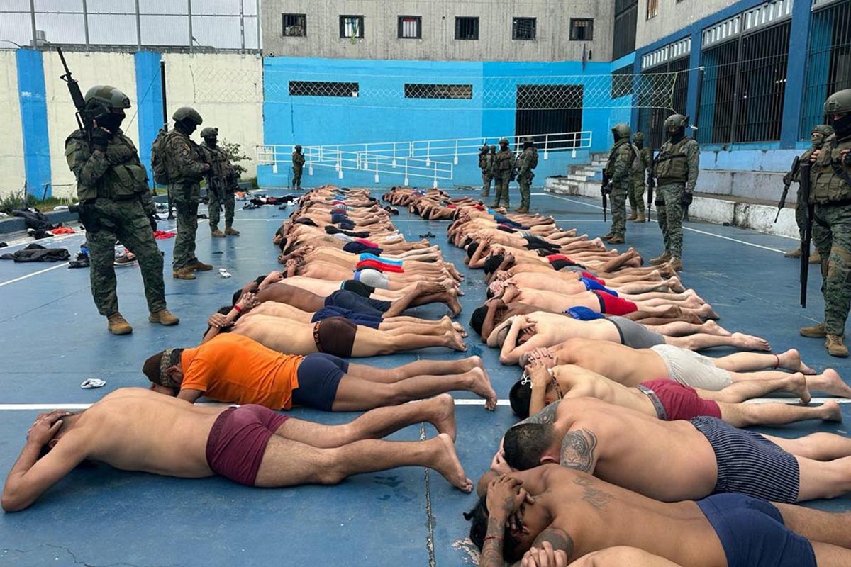 El presidente Noboa asegura que el gobierno está retomando el control de las cárceles