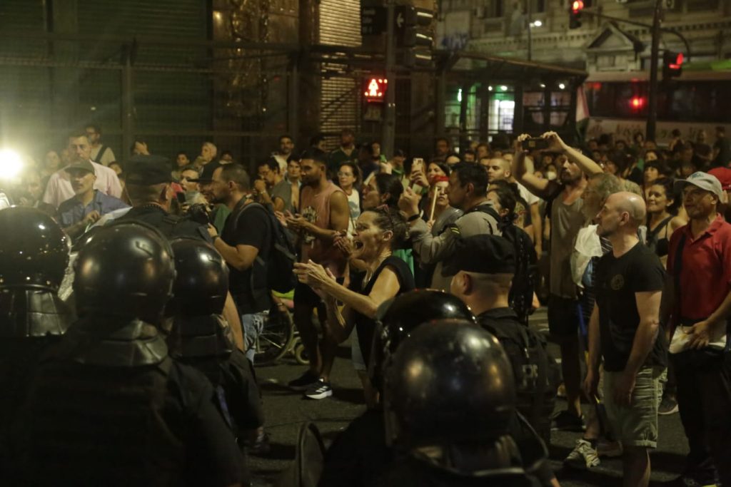 Ley ómnibus en Diputados, día dos: más de 100 oradores e incertidumbre sobre la votación en particular