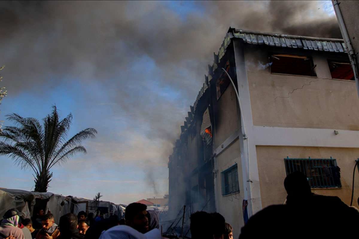 Desolación en Gaza tras otro mortal ataque israelí contra un centro de refugiados de la ONU