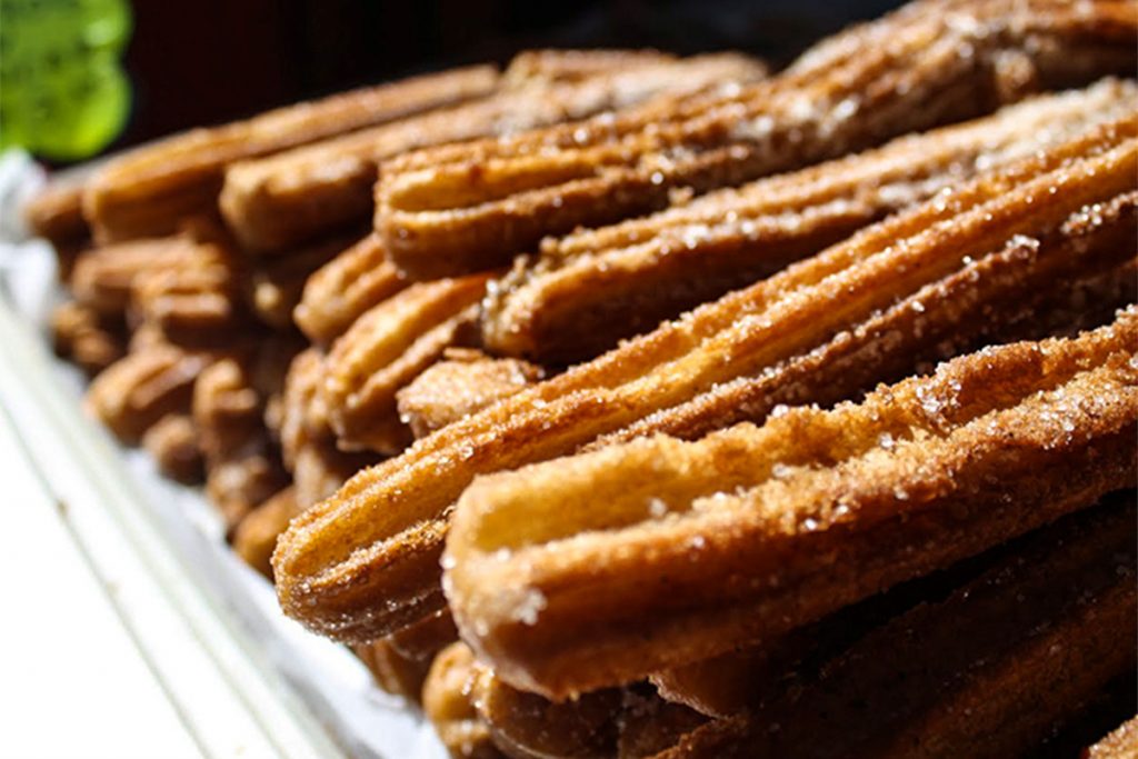 Churros, naturaleza y automovilismo, las fiestas en el territorio bonaerense