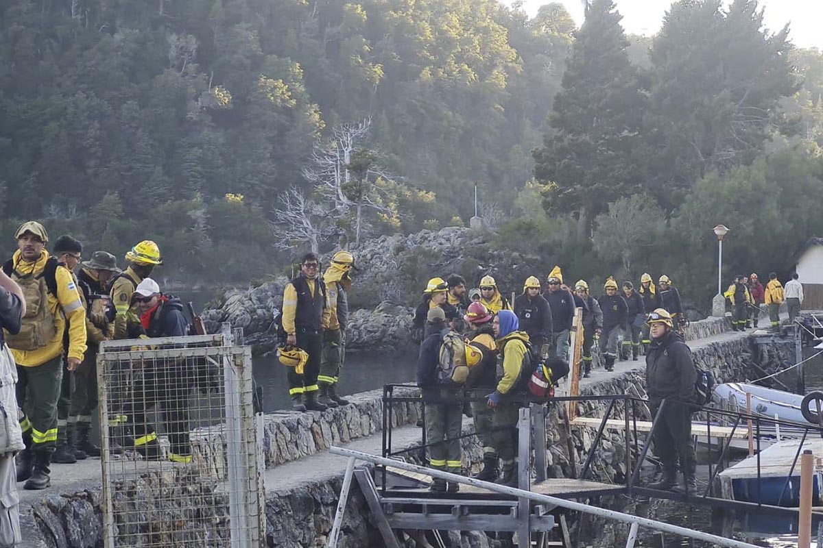 El incendio en el Nahuel Huapi ya consumió más de 625 hectáreas