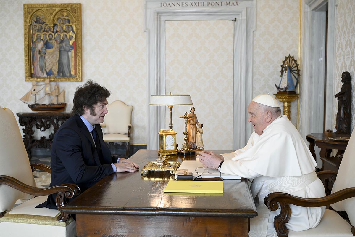 Milei y el papa Francisco mantuvieron una reunión de una hora