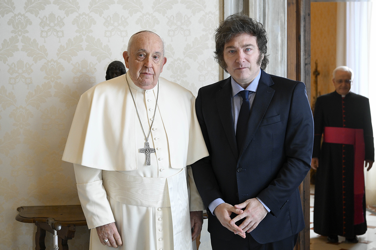 Cara a cara: el Papa recibe a Milei en el Vaticano