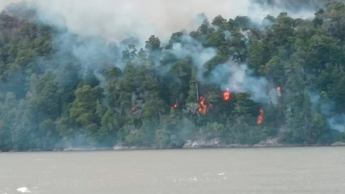 La Fiscalía Federal de Bariloche pide testigos para esclarecer las causas del incendio en el Parque Nacional Nahuel Huapi