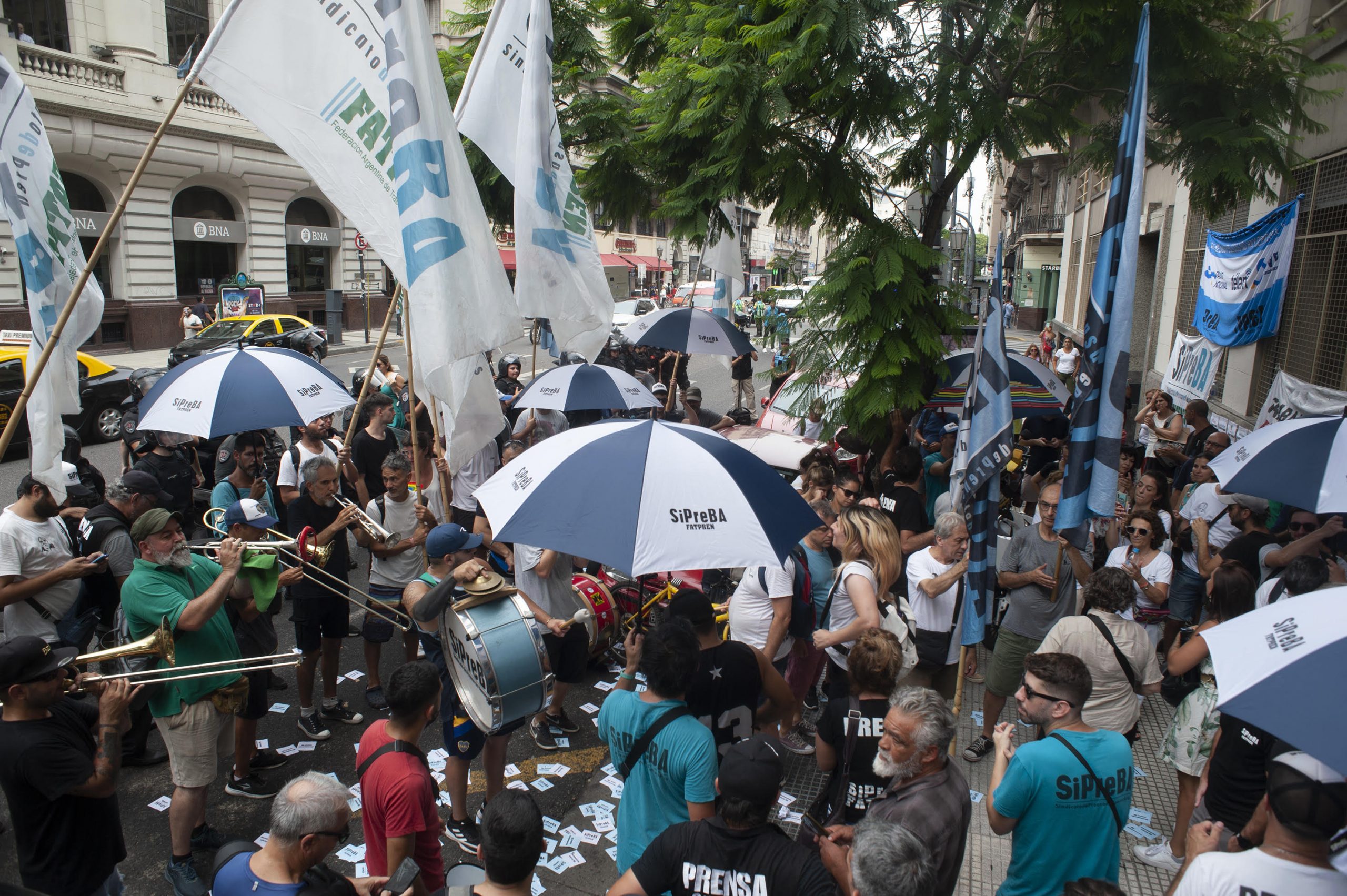 Trabajadores de prensa escrita paran por 24 horas contra los salarios de indigencia